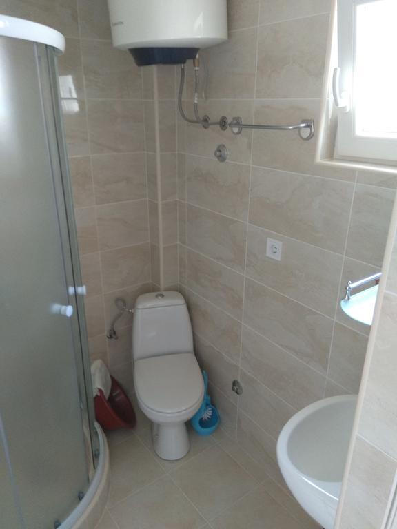 Apartmani Vujicic بار المظهر الخارجي الصورة